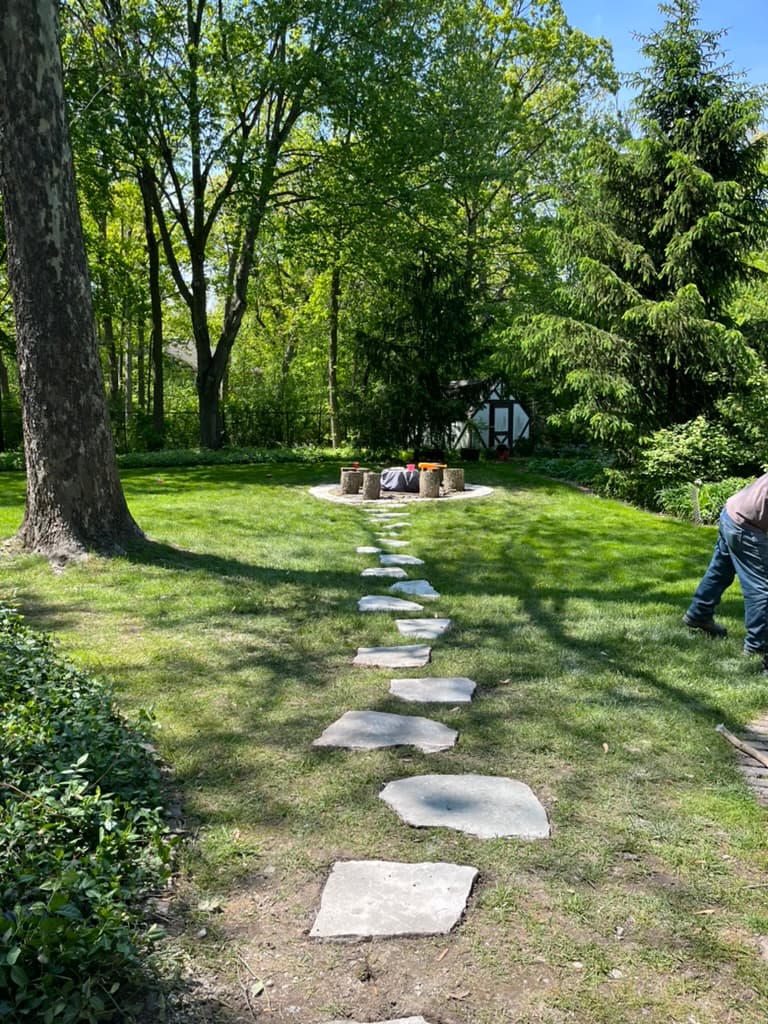 Stepping stones to fire pit